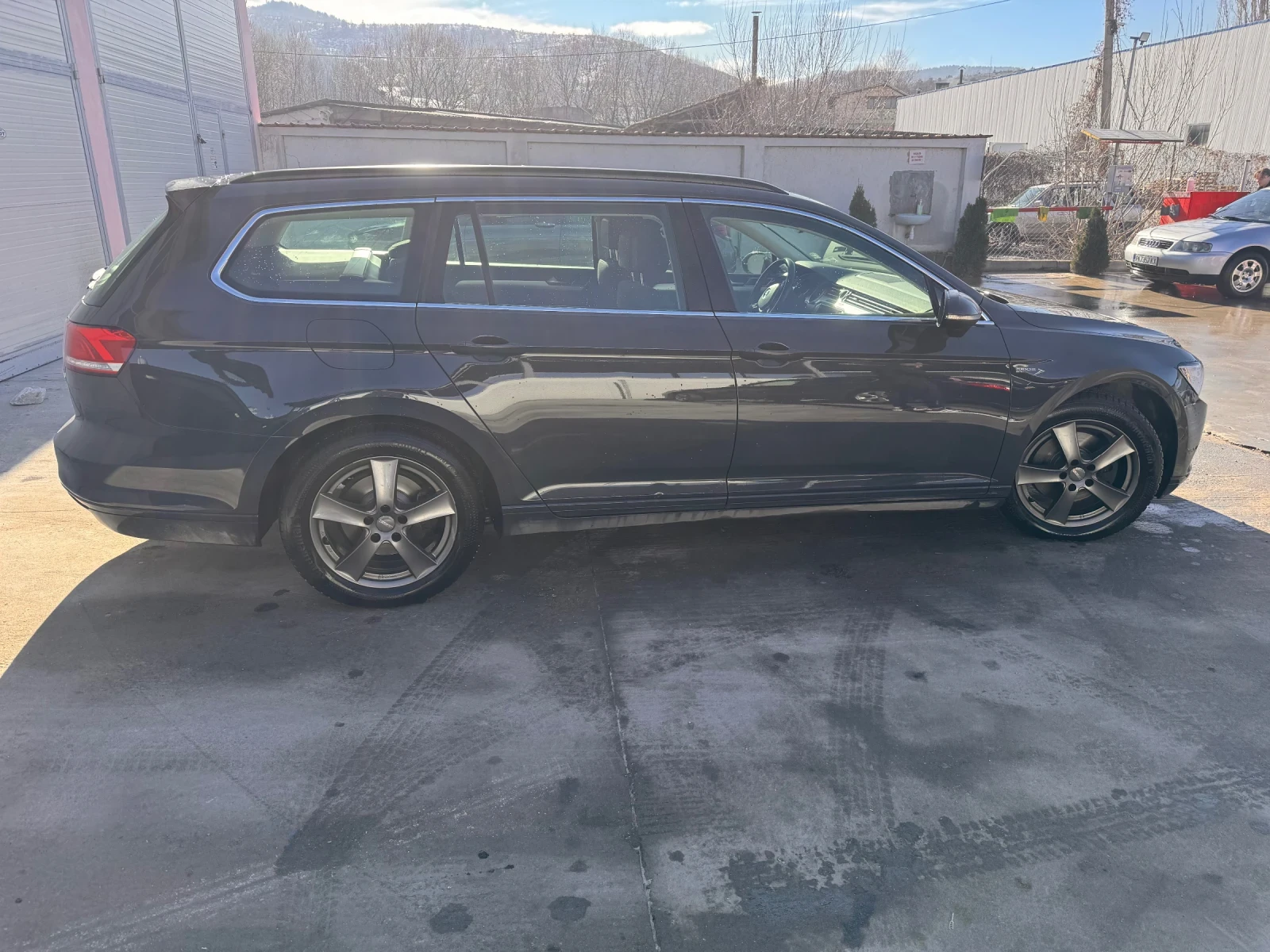 VW Passat 2.0 tdi - изображение 7