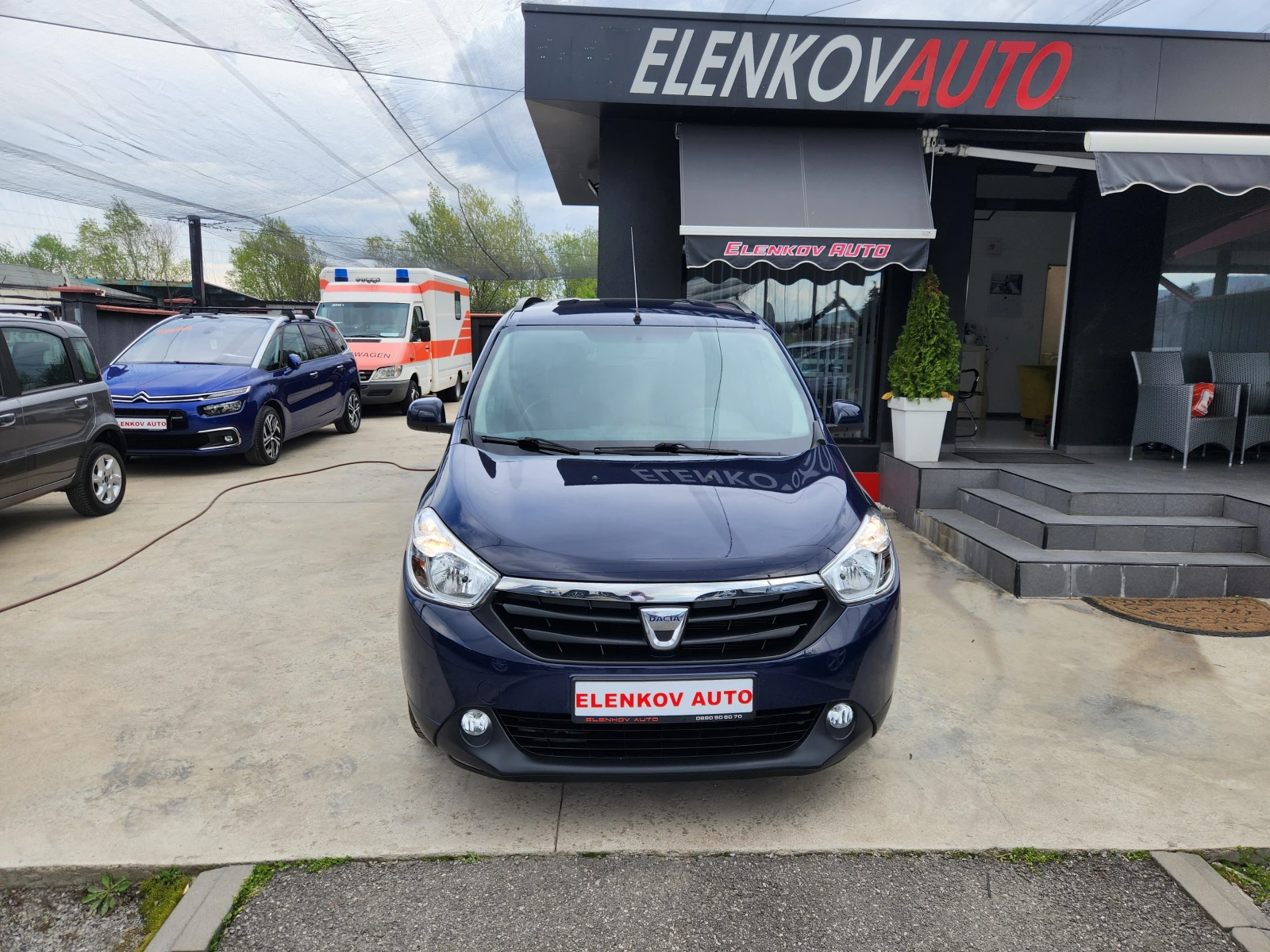 Dacia Lodgy 1.2I-116к.с EURO 5b-7 места-НАВИГАЦИЯ-ШВЕЙЦАРИЯ - изображение 2