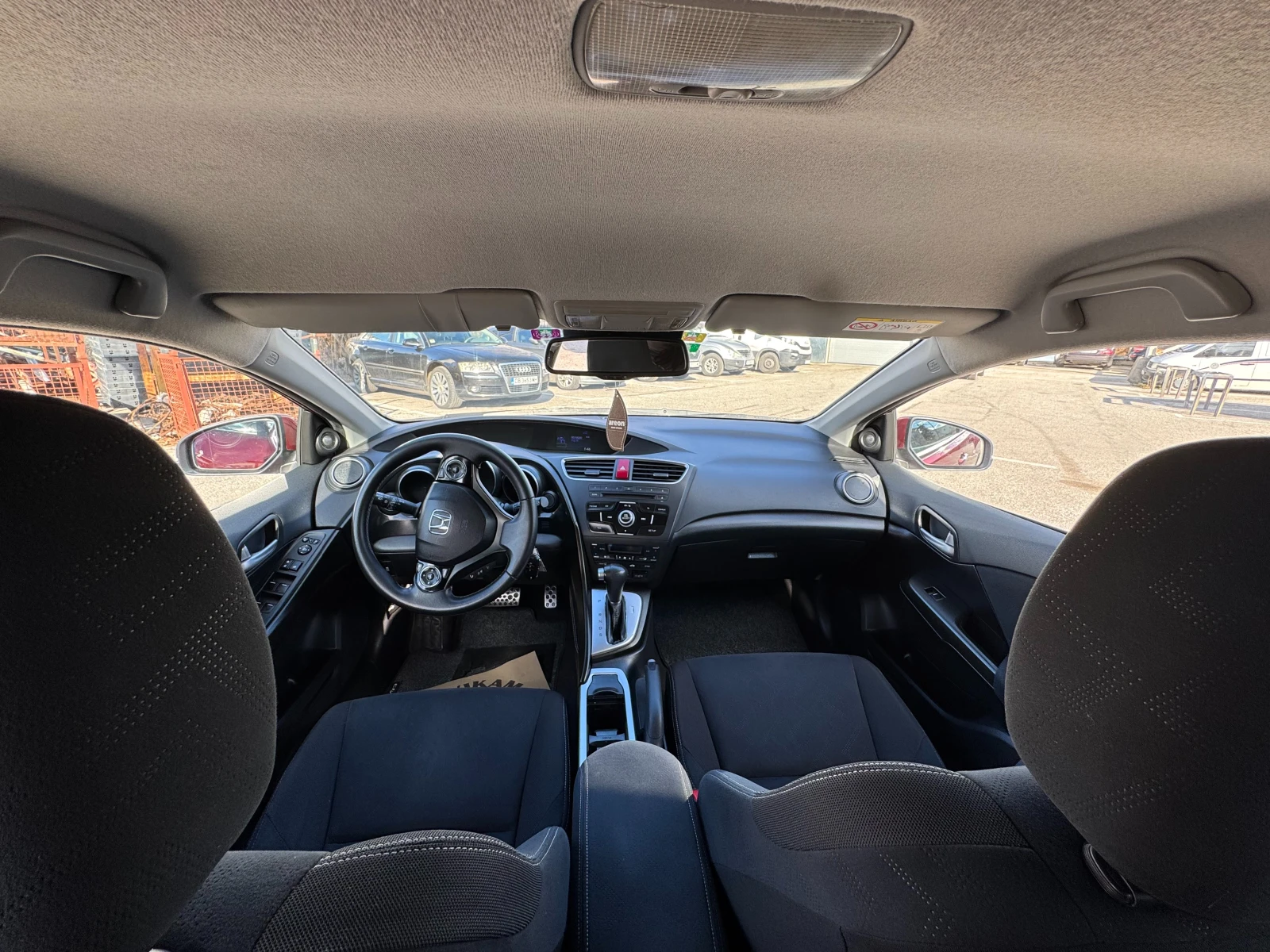 Honda Civic Tourer 1.8i Lifestyle Automatic - изображение 5