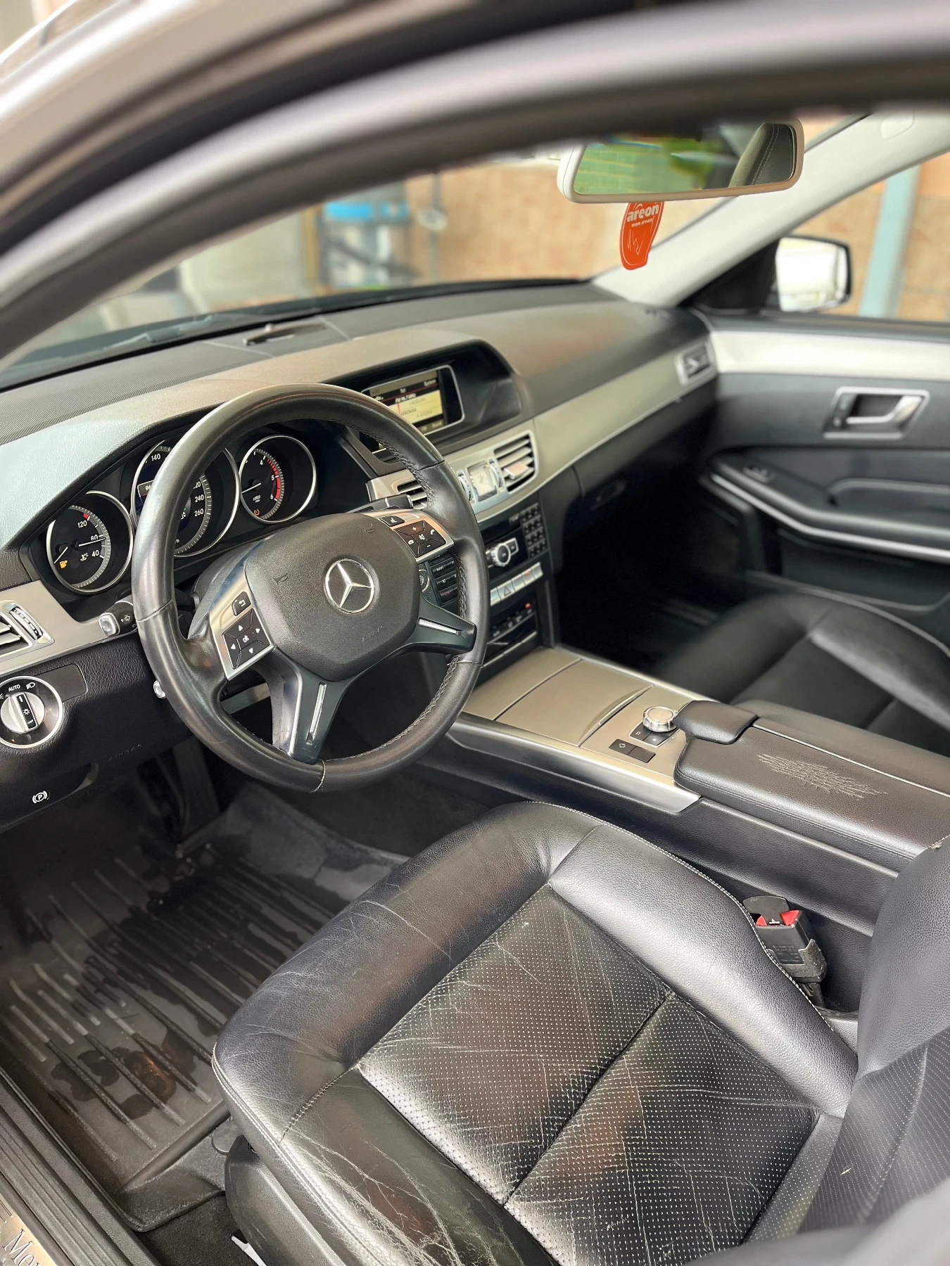 Mercedes-Benz E 200 W212 facelift 7g tronic  - изображение 9