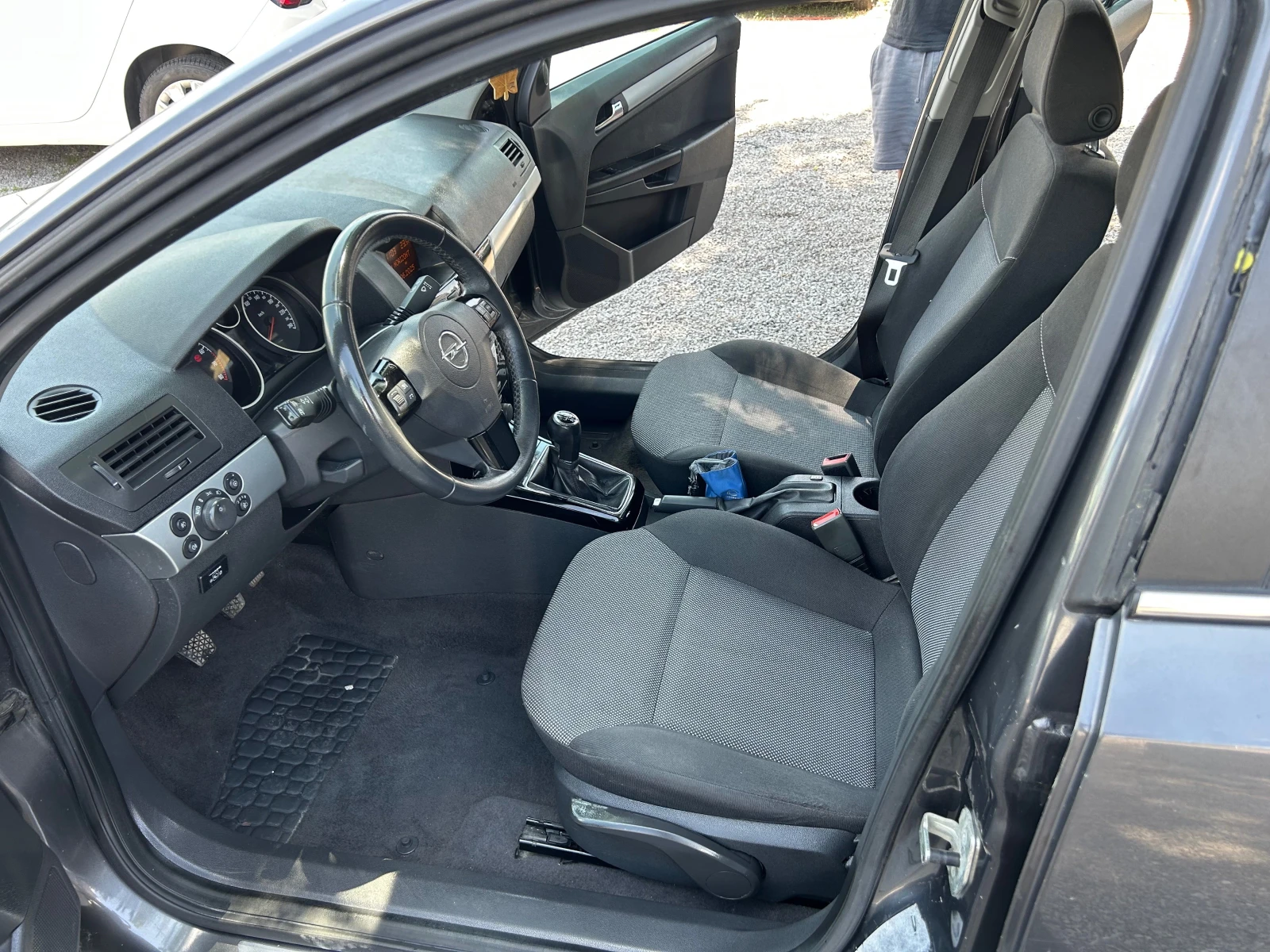 Opel Astra 1.6I 16V EURO4 GAS FACE - изображение 9