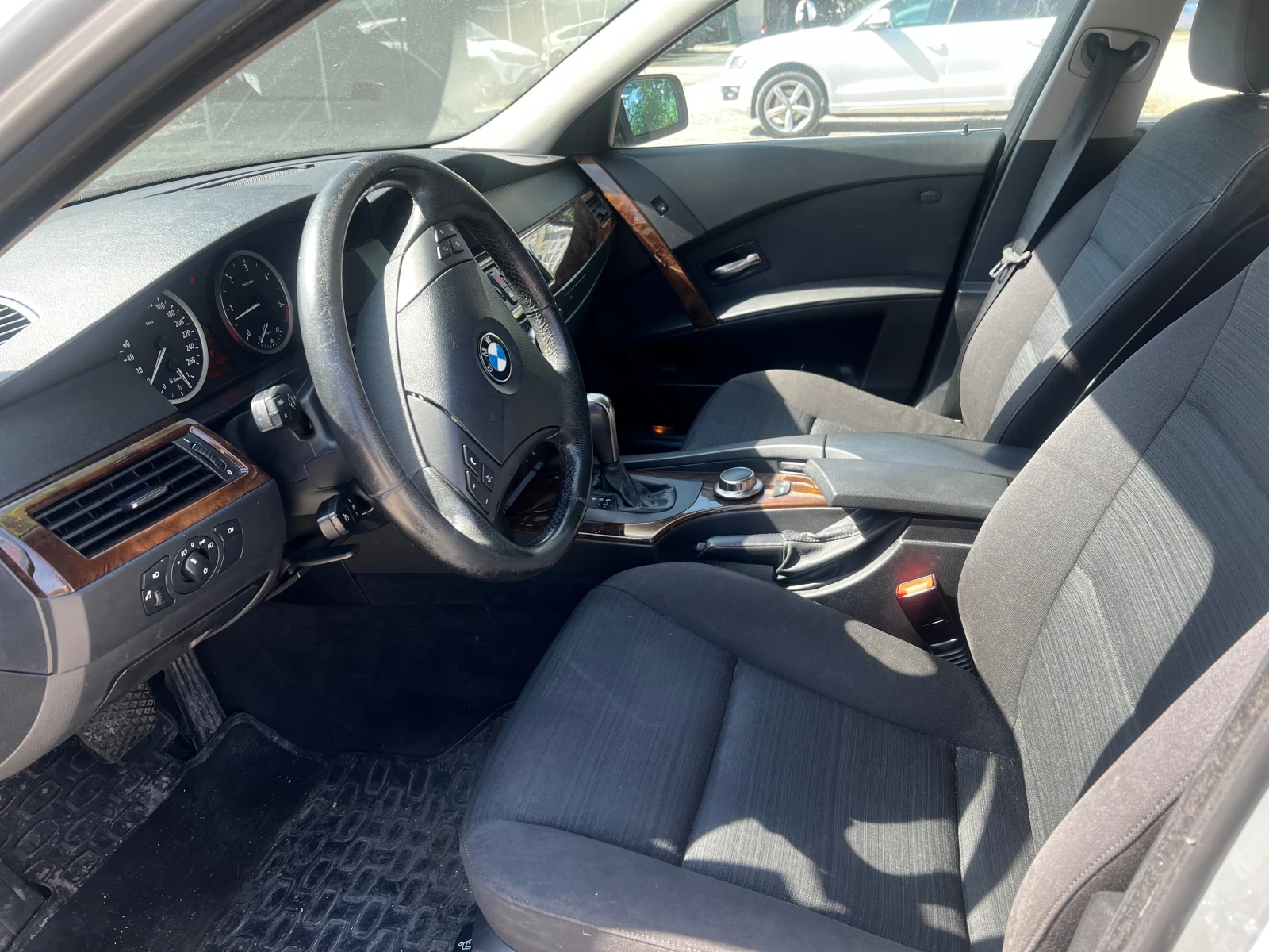 BMW 530 530d xDrive - изображение 6