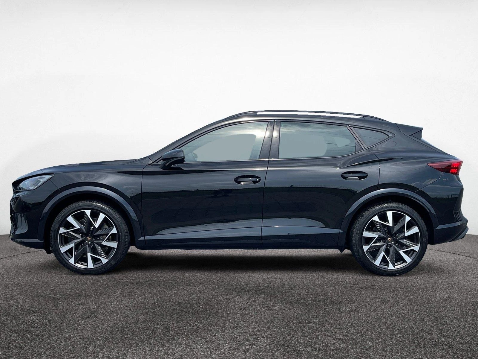 Cupra Formentor VZ 4DRIVE FACELIFT 2.0TSI FRONT-ASSIST CAMERA - изображение 3