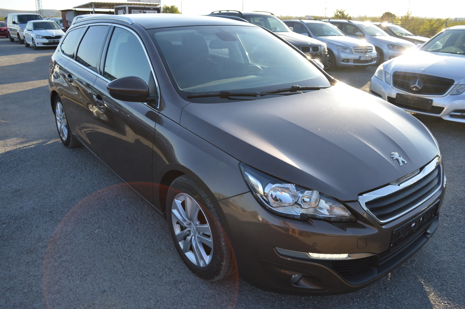 Peugeot 308 2.0HDI-AVTOMAT - изображение 3