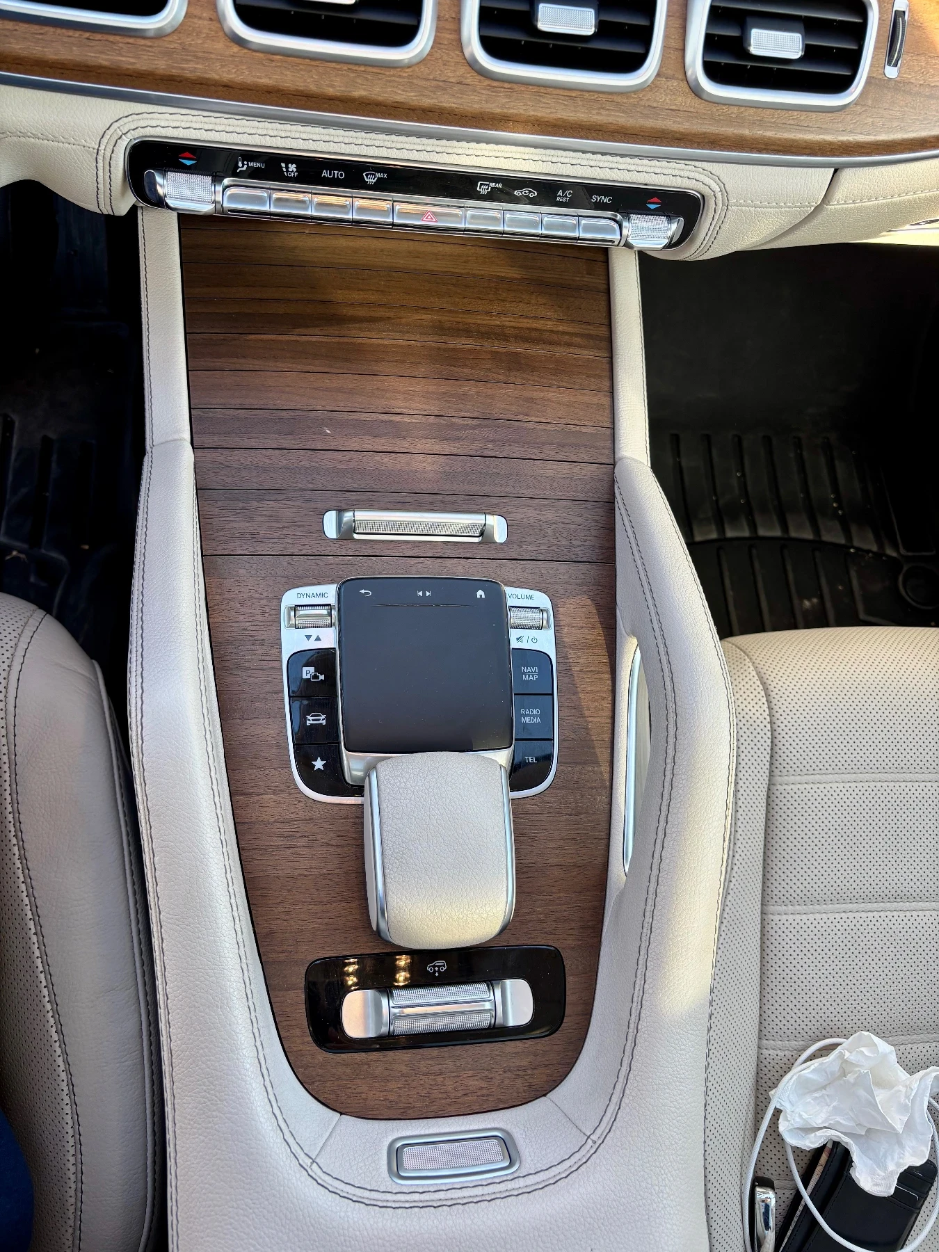 Mercedes-Benz GLE 450 EQ Boost AMG Line Night Package - изображение 10