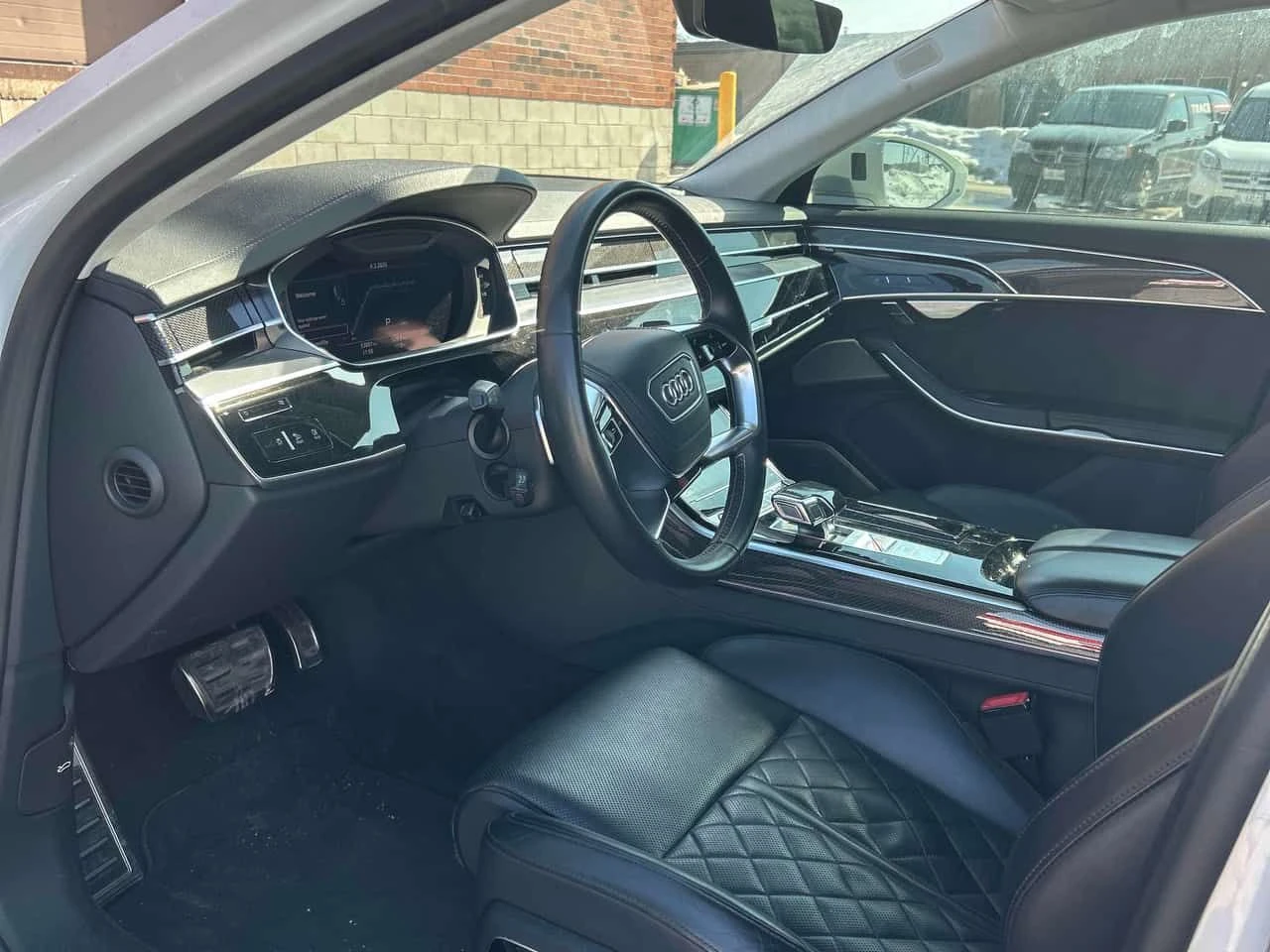 Audi S8 4.0 TFSI quattro  CARFAX - изображение 8