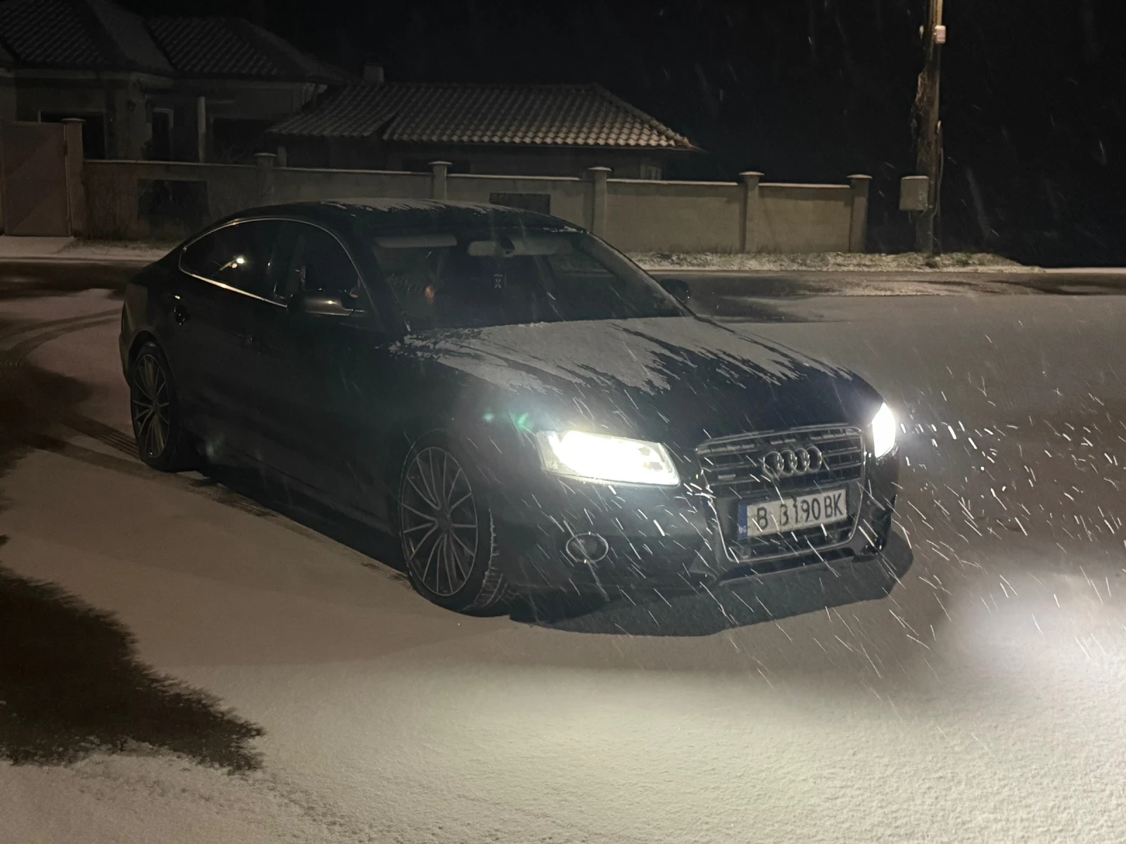 Audi A5 2.0TDI, снимка 10 - Автомобили и джипове - 53912748