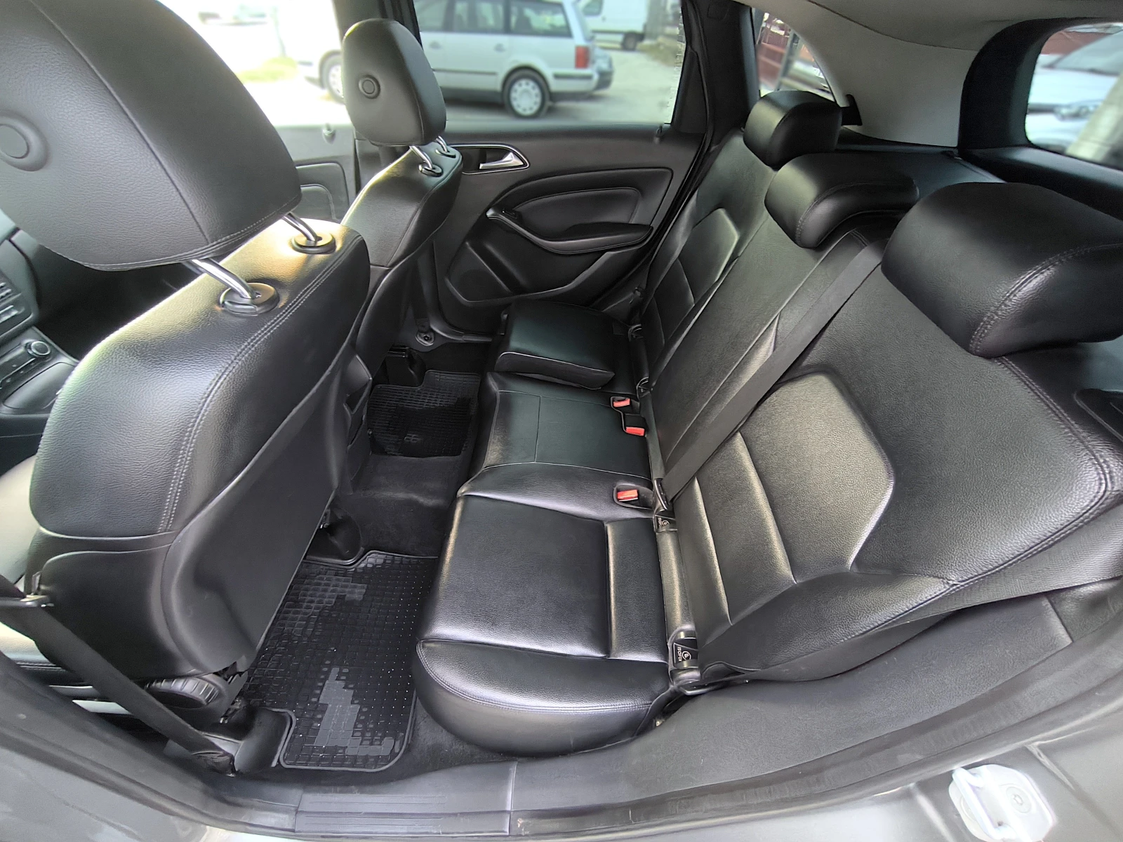 Mercedes-Benz B 180 EXECUTIVE AUTOMATIC EURO5, снимка 13 - Автомобили и джипове - 53940563