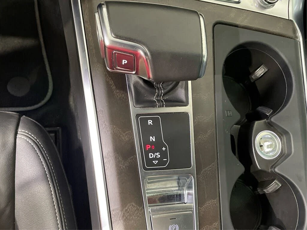 Audi A7 ПОДГРЕВ* КАМЕРА* МЪРТВА ТОЧКА* ШИБИДАХ* КЕЙЛЕС, снимка 16 - Автомобили и джипове - 53996223