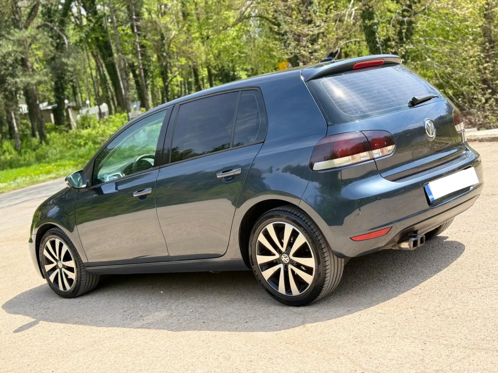 VW Golf 2.0 TDI/НАПЪЛНО ОБСЛУЖЕНА/НОВИ ГУМИ+ ВС. ПЛАТЕНO..