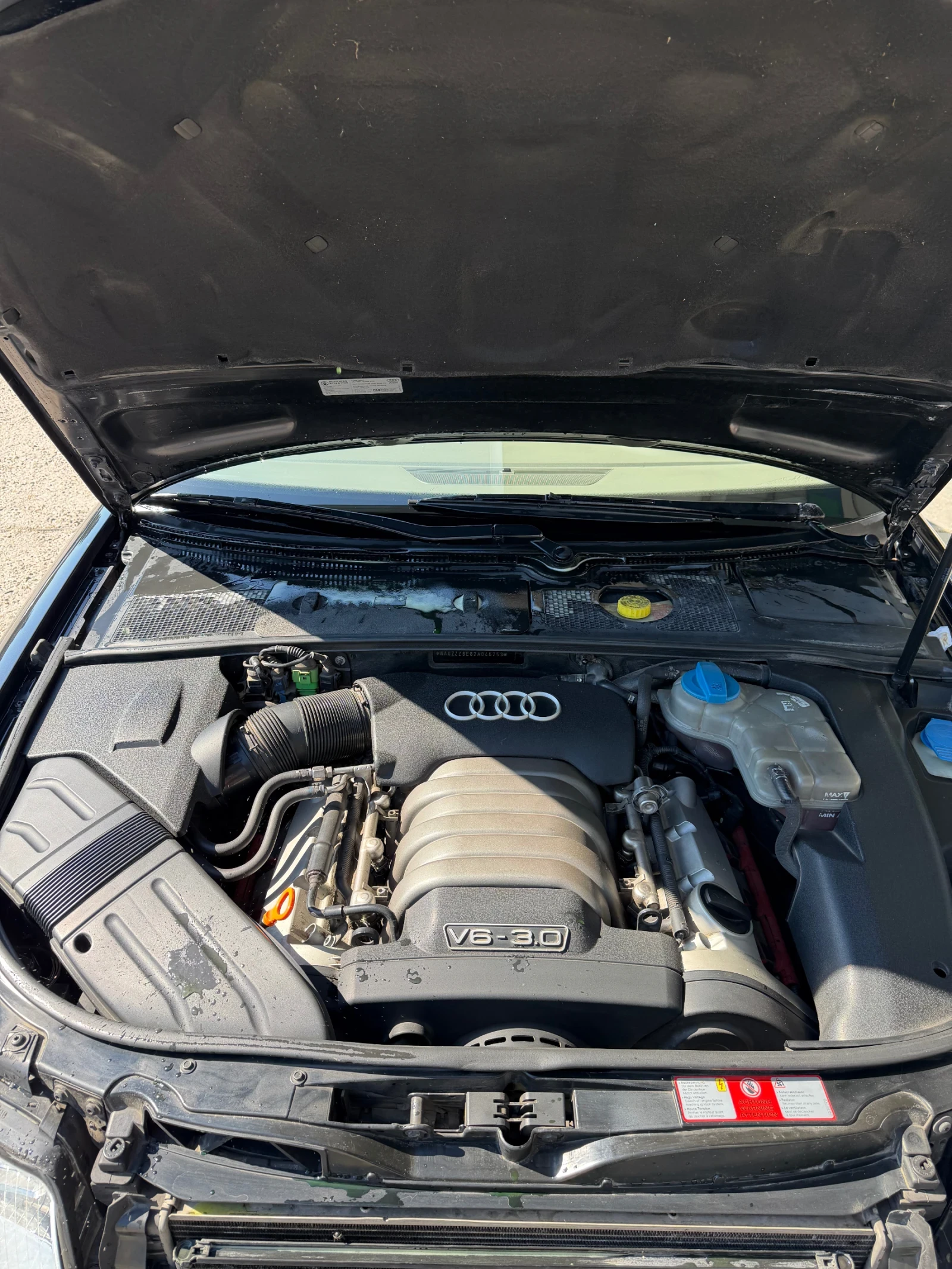 Audi A4 3.0 БЕНЗИН ВНОС ОТ ШВЕЙЦАРИЯ , снимка 12 - Автомобили и джипове - 54596893