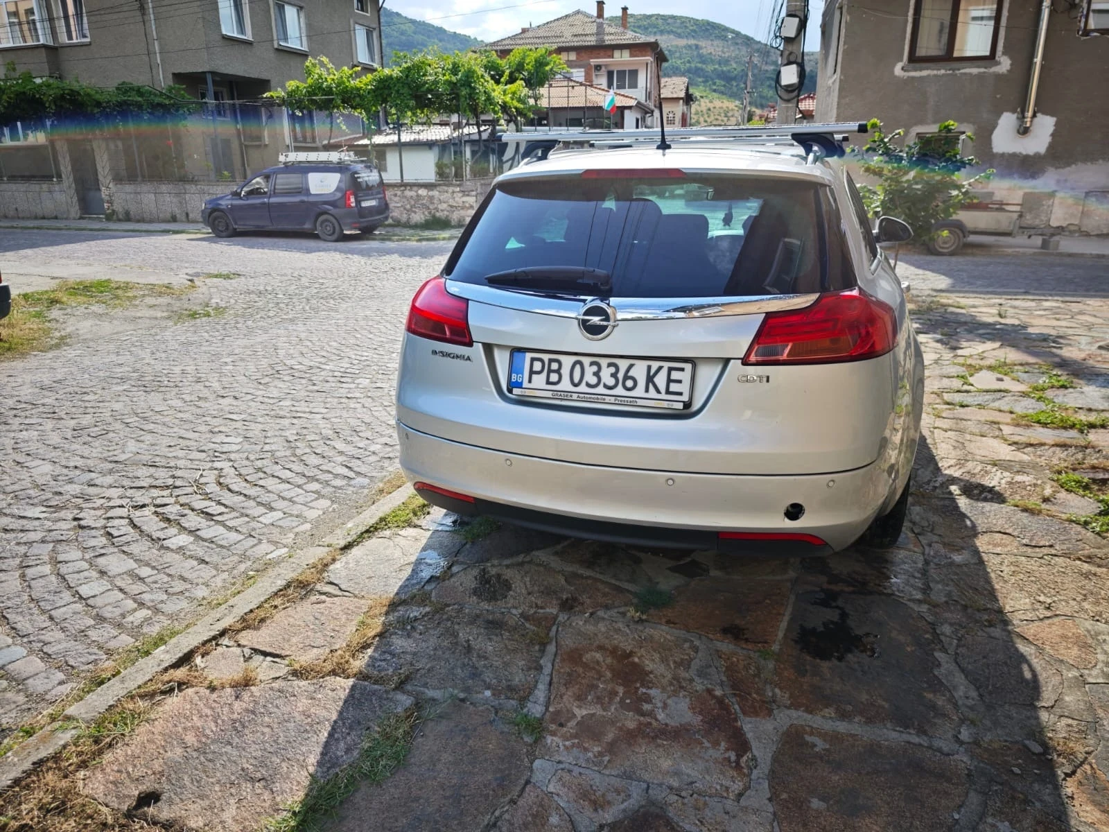 Opel Insignia, снимка 2 - Автомобили и джипове - 54978312