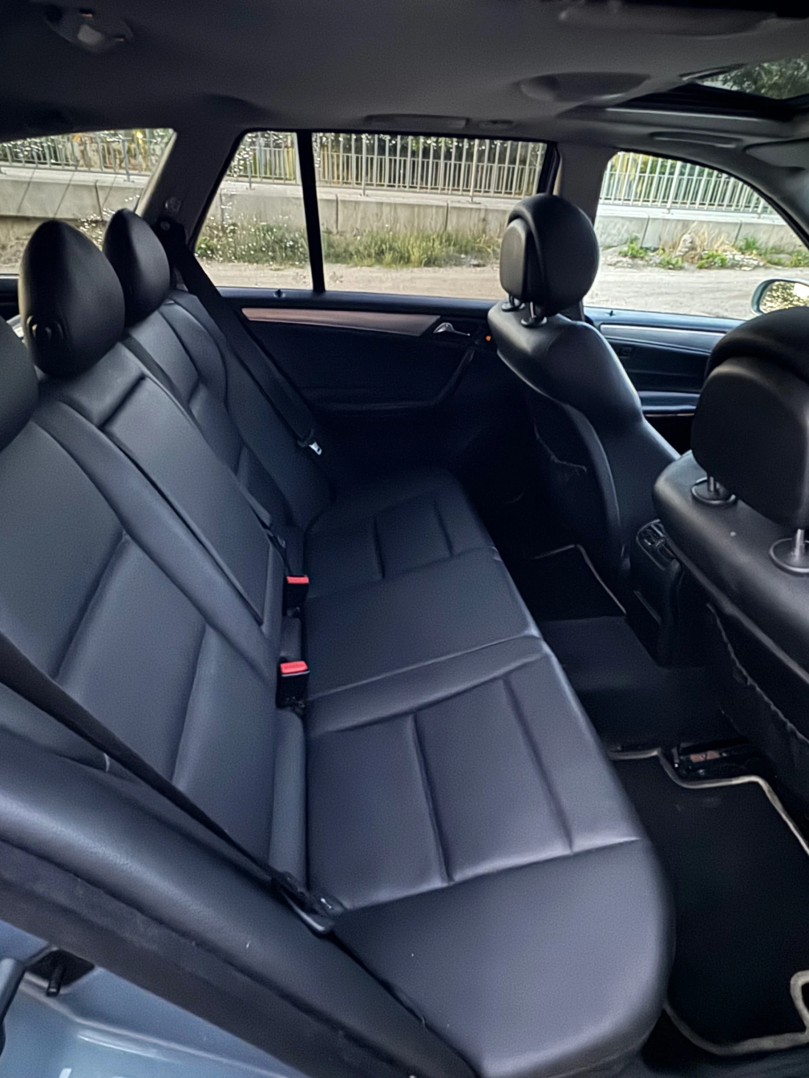 Mercedes-Benz C 320 Mercedes c320cdi 2006г, снимка 8 - Автомобили и джипове - 55663215
