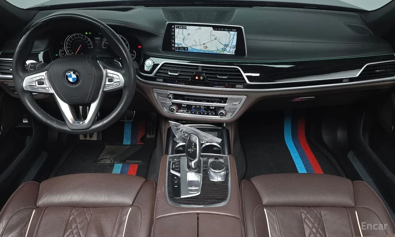 BMW 730 xDrive* M-pack* ОБДУХ* МАСАЖ* 360VIEW* HUD* FULL, снимка 9 - Автомобили и джипове - 55753966