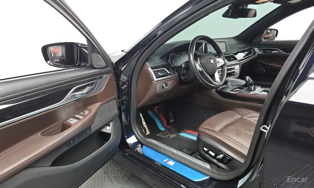 BMW 730 xDrive* M-pack* ОБДУХ* МАСАЖ* 360VIEW* HUD* FULL, снимка 7 - Автомобили и джипове - 55753966