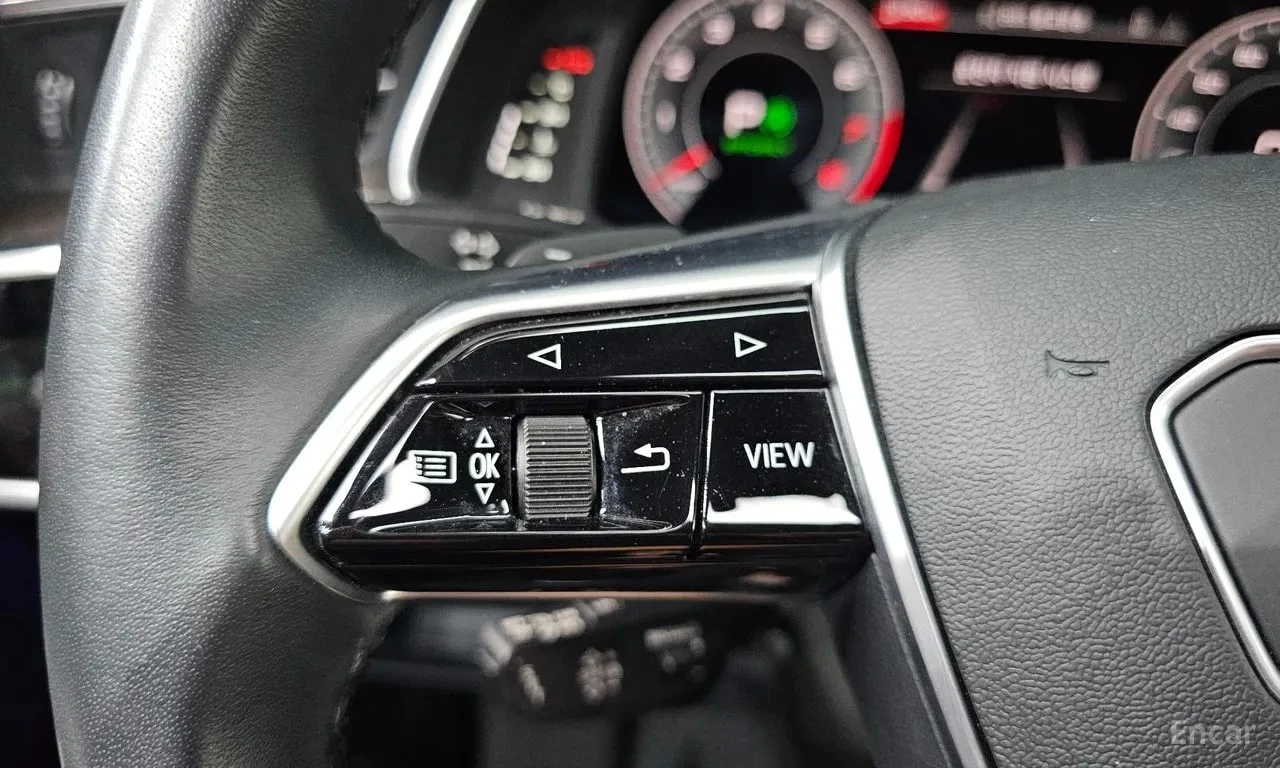 Audi A6 45 TFSI| HUD| ОБДУХ| 360| ПАНО| , снимка 17 - Автомобили и джипове - 55871660