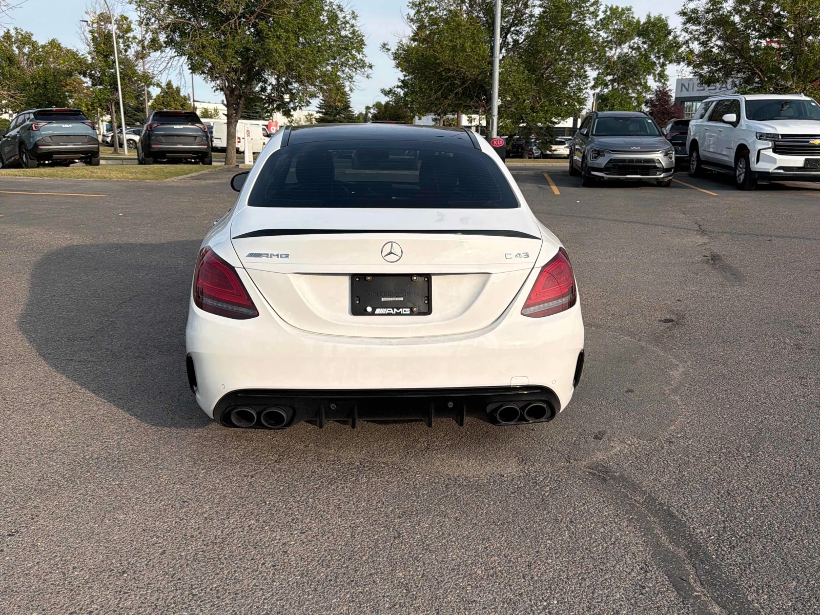 Mercedes-Benz AMG GT C * 43 * CARFAX * БЕЗ ПЪРВОНАЧАЛНА ВНОСКА, снимка 4 - Автомобили и джипове - 56110146