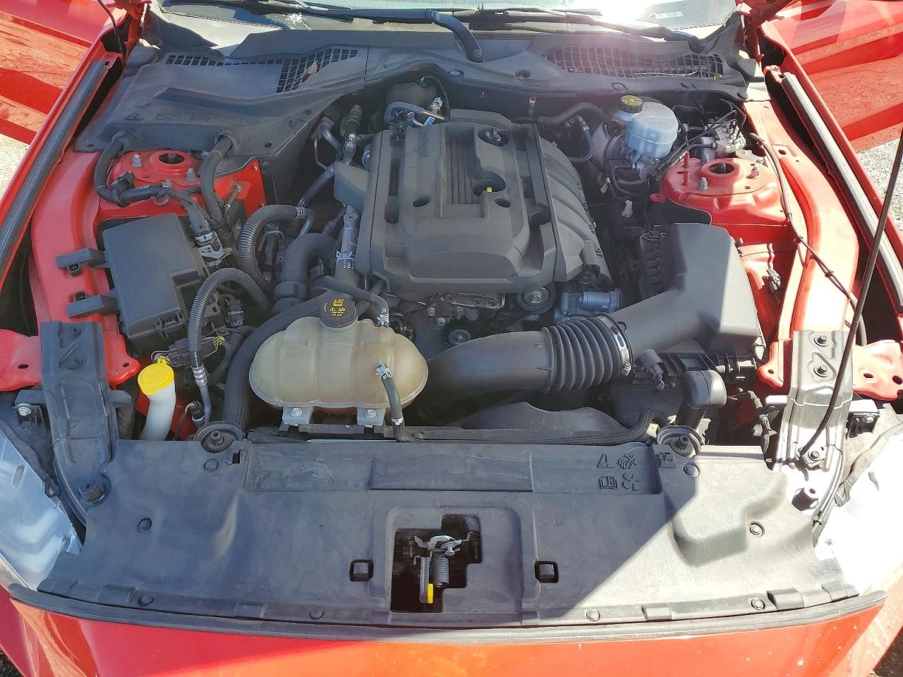 Ford Mustang ECOBOOST - РЪЧКА - ДИСТРОНИК , снимка 11 - Автомобили и джипове - 56208337
