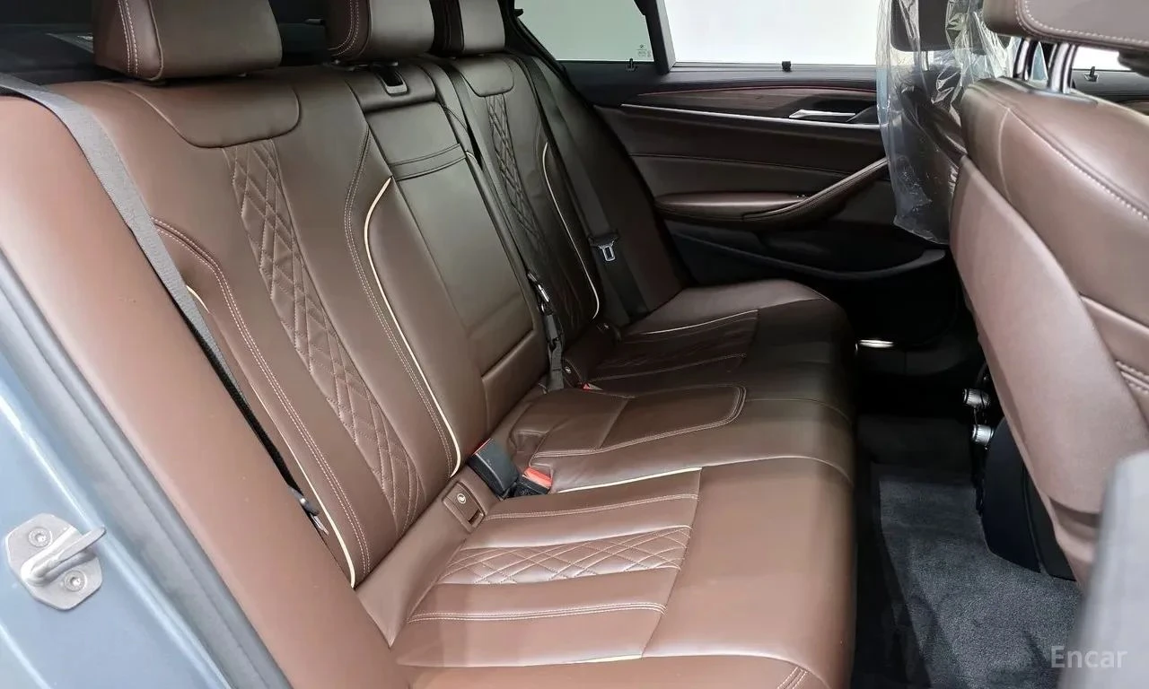 BMW 530, снимка 8 - Автомобили и джипове - 56706359
