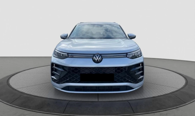 VW Tayron 2.0 TSI 4-MOTION R-LINE H/K 360 HEAD UP 7МЕСТА    , снимка 3 - Автомобили и джипове - 52240061