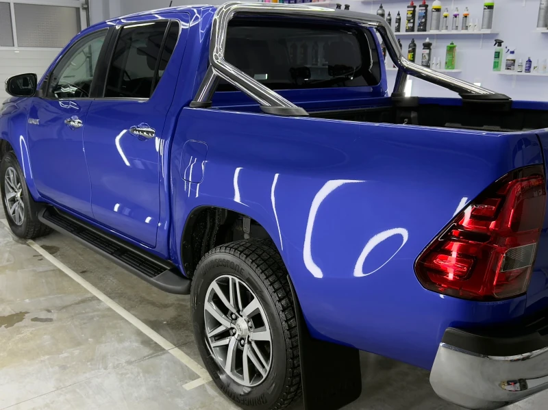 Toyota Hilux, снимка 4 - Автомобили и джипове - 52630580