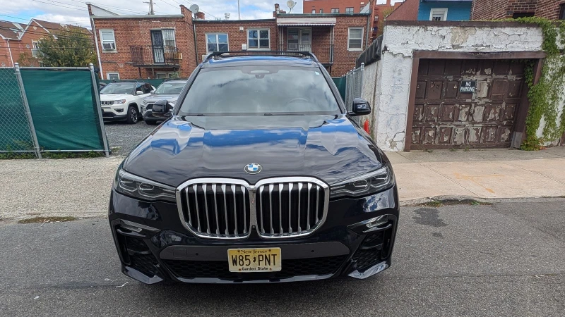 BMW X7 M-PACK* МАСАЖ* 7МЕСТА* HARMAN* DISTRO* ОБДУХ* 5-ZO - 70600 лв. / 36097.21 € - 12324396 1