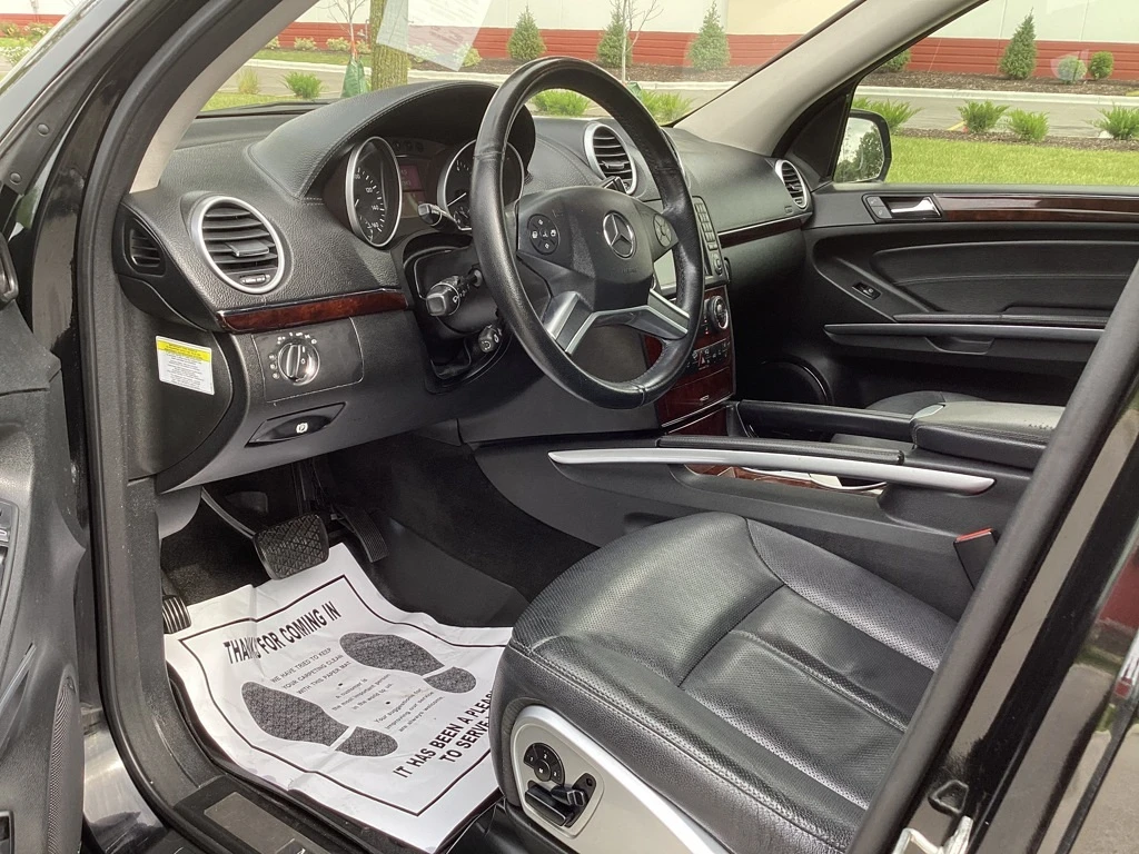 Mercedes-Benz GL 500 7МЕСТА* ОБДУХ* HARMAN* KEYLESS* TV* КАТО НОВ! - изображение 10