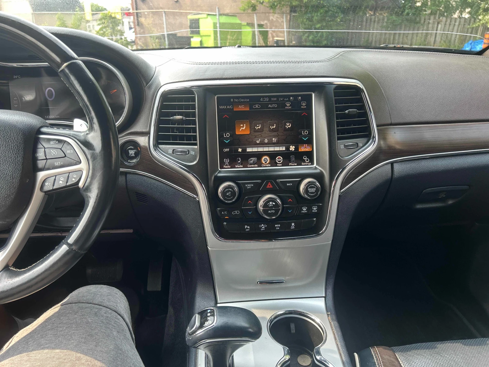 Jeep Grand cherokee * OVERLAND * CARFAX * БЕЗ ПЪРВОНАЧАЛНА ВНОСКА - изображение 8
