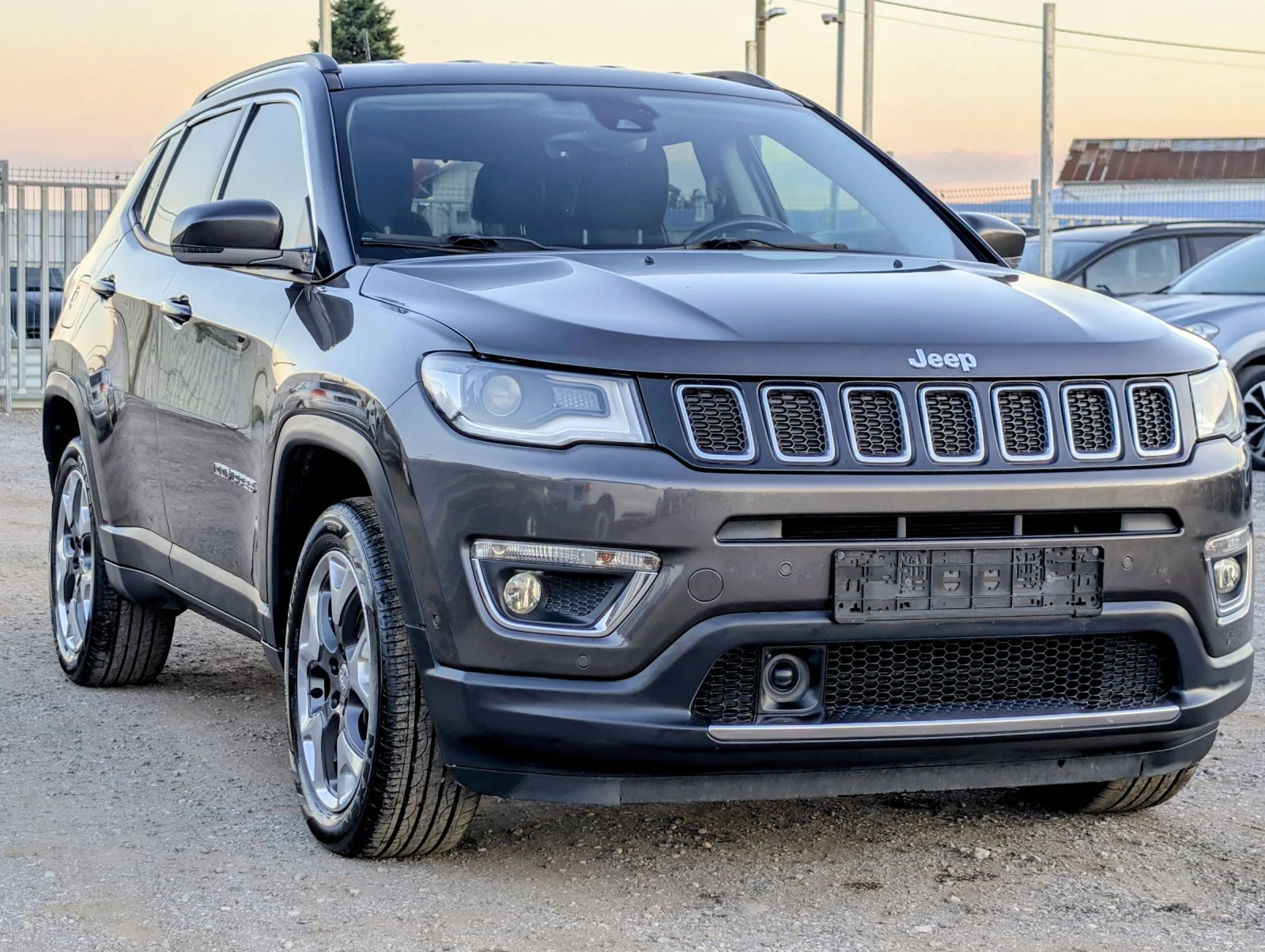 Jeep Compass 2.0D* 170к.с.* 4Х4* Distronic* Автоматик* FULL - изображение 3