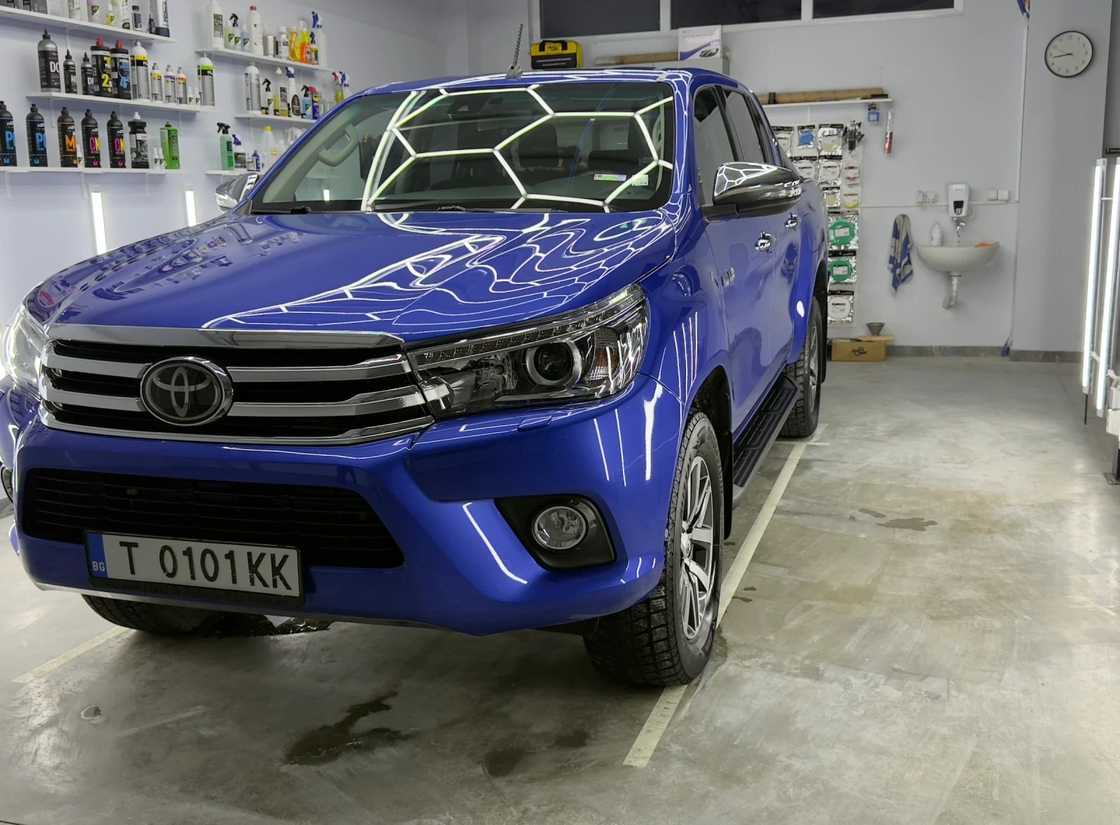 Toyota Hilux  - изображение 3