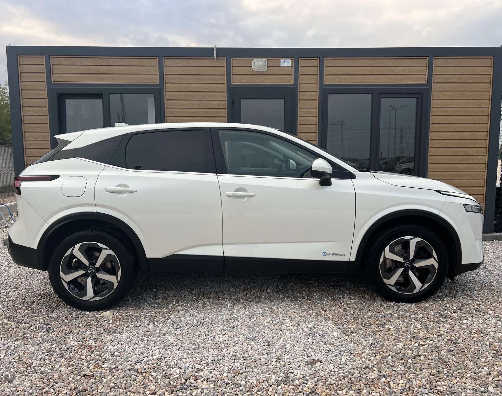 Nissan Qashqai * e-POWER * 190hp N-Connecta - изображение 4