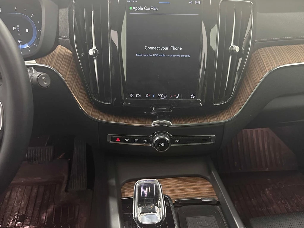 Volvo XC60 * ULTIMATE BRIGHT THEM * CARFAX * ЦЕНА ДО БГ - изображение 8