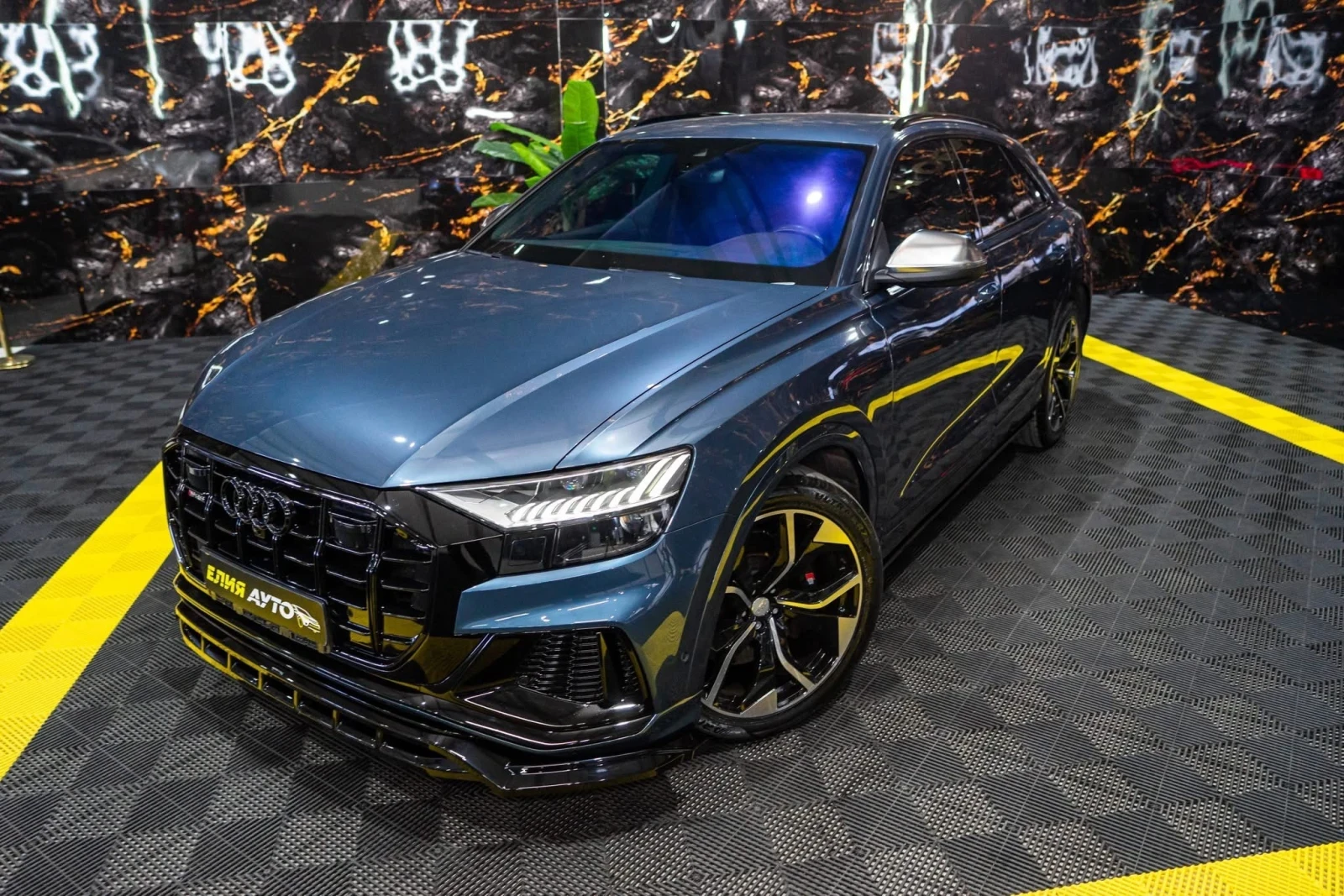 Audi SQ8 4.0D V8 QUATTRO MATRIX DISTRONIC B&O ЛИЗИНГ 100%, снимка 2 - Автомобили и джипове - 53848851