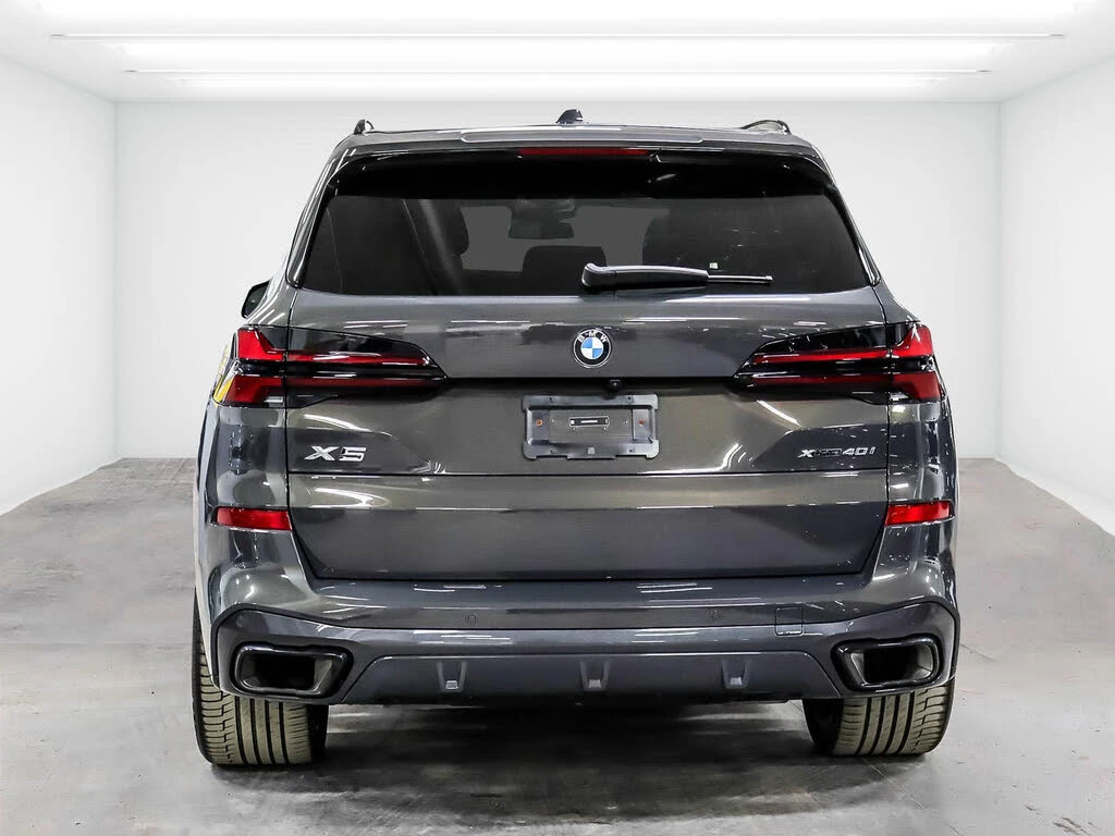 BMW X5 40i* M-SPORT* HEAD-UP* HARMAN/KARDON* 360 КАМЕРИ, снимка 3 - Автомобили и джипове - 54344081