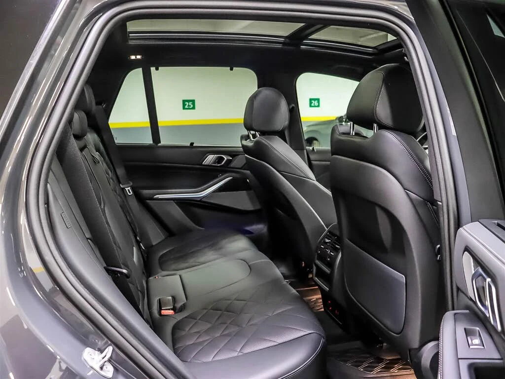 BMW X5 40i* M-SPORT* HEAD-UP* HARMAN/KARDON* 360 КАМЕРИ, снимка 13 - Автомобили и джипове - 54344081