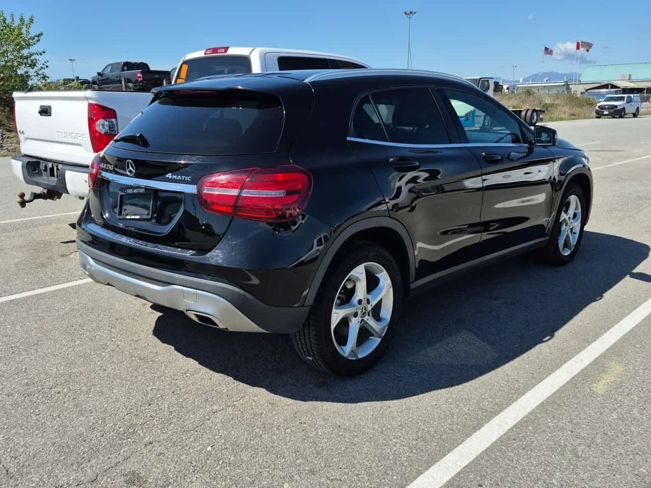 Mercedes-Benz GLB 250 4matic * Панорама * CARFAX * , снимка 3 - Автомобили и джипове - 54547030