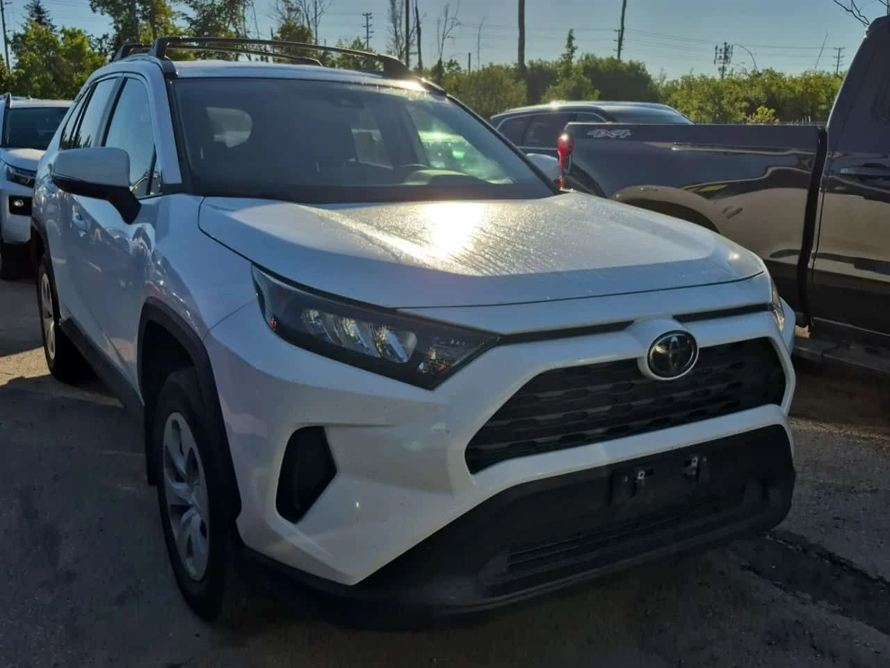 Toyota Rav4 * LE * CARFAX * 2 КЛЮЧА * АВТОКРЕДИТ * , снимка 2 - Автомобили и джипове - 55049726
