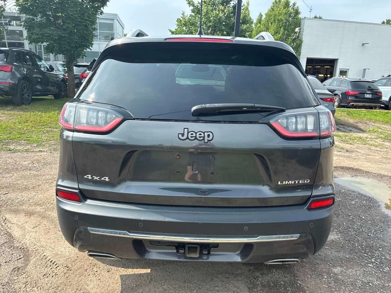Jeep Cherokee * Limited * CARFAX * БЕЗ ПЪРВОНАЧАЛНА ВНОСКА, снимка 4 - Автомобили и джипове - 55364710