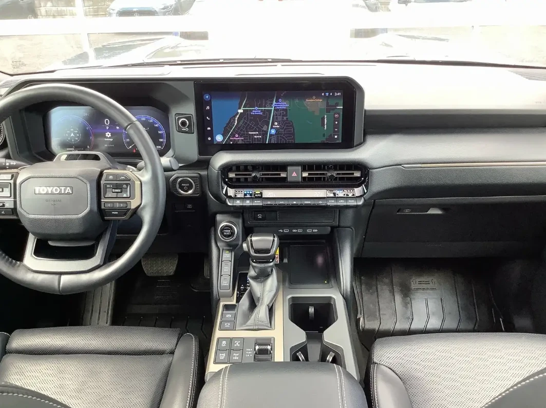 Toyota Land cruiser ПРЕМИУМ * ОФИЦИАЛНО ПРЕДСТАВИТЕЛСТВО ТОЙОТА, снимка 8 - Автомобили и джипове - 56096766