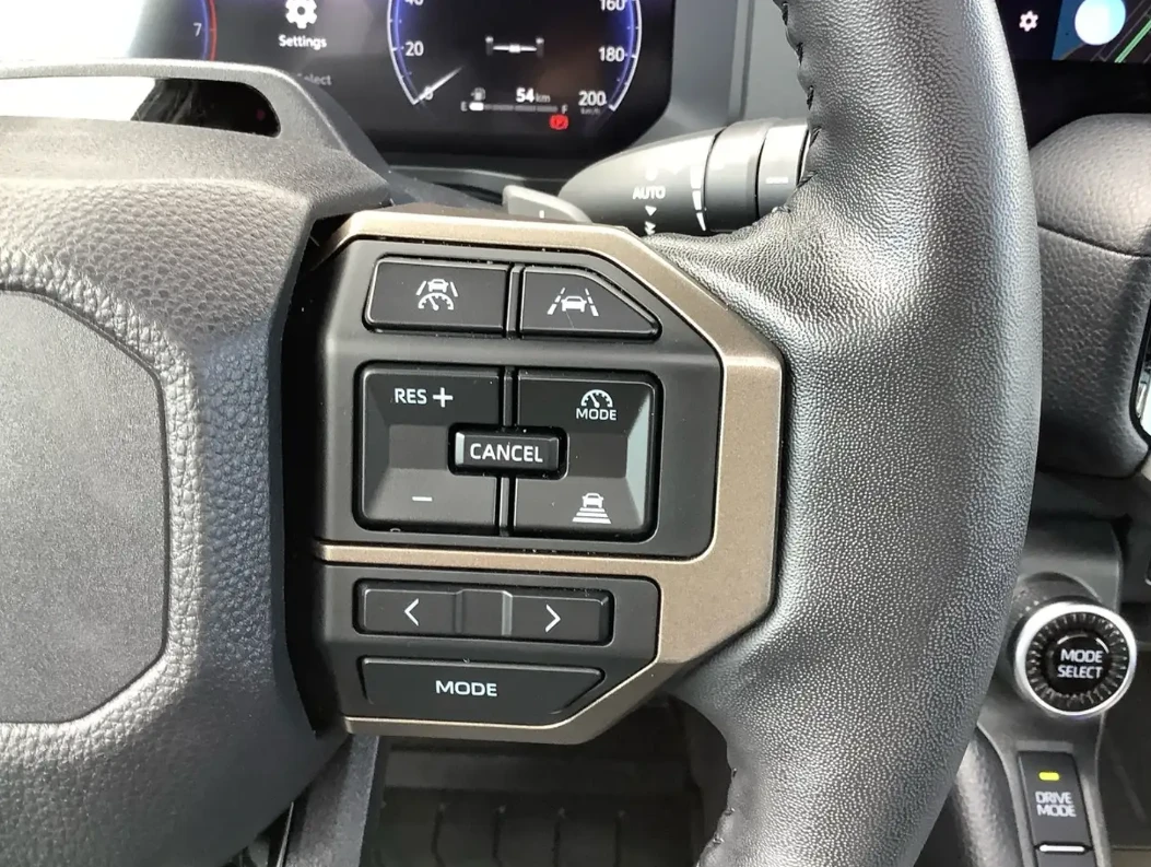 Toyota Land cruiser ПРЕМИУМ * ОФИЦИАЛНО ПРЕДСТАВИТЕЛСТВО ТОЙОТА, снимка 10 - Автомобили и джипове - 56096766