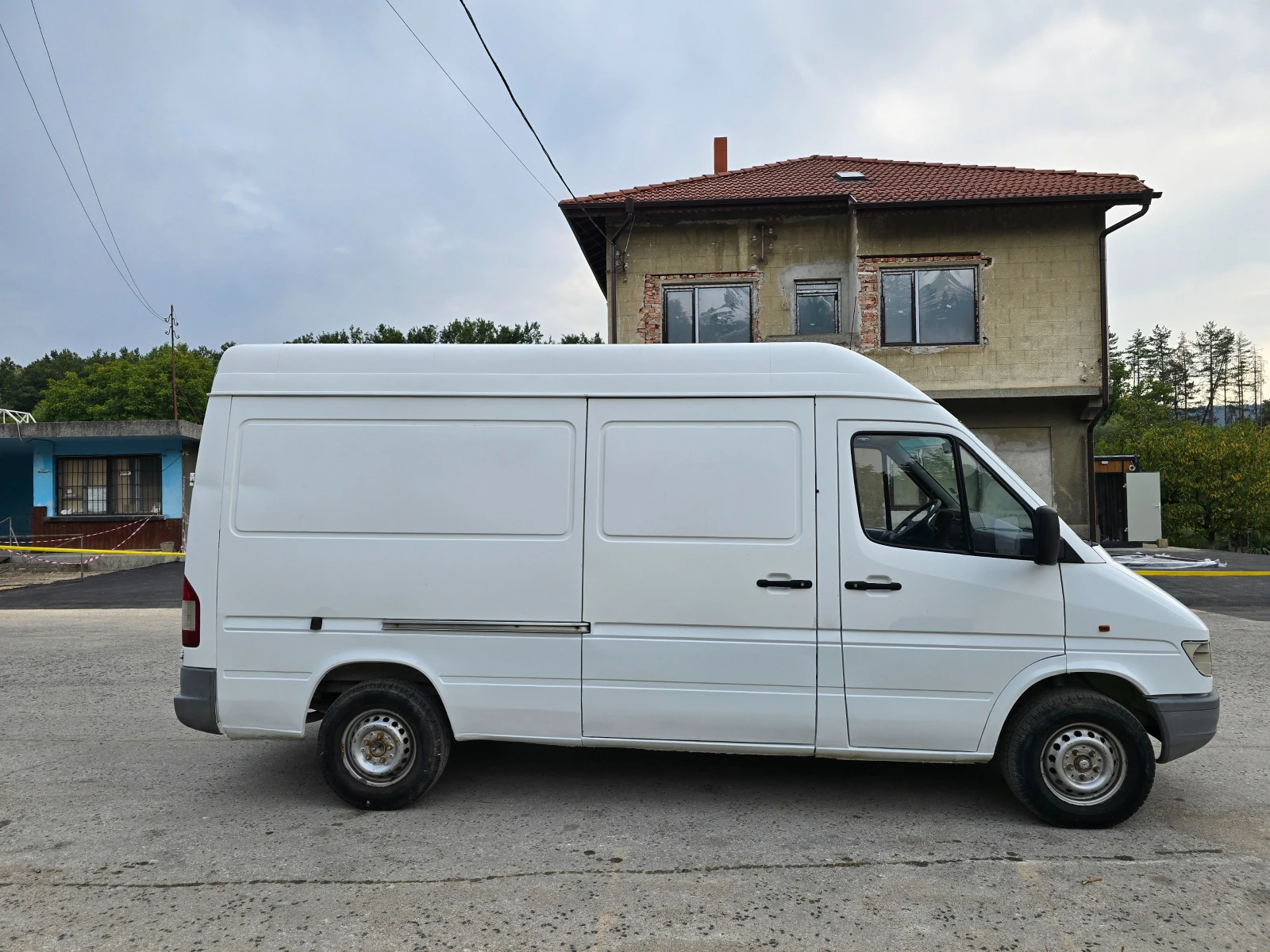 Mercedes-Benz Sprinter 212TDI/122ps - изображение 7