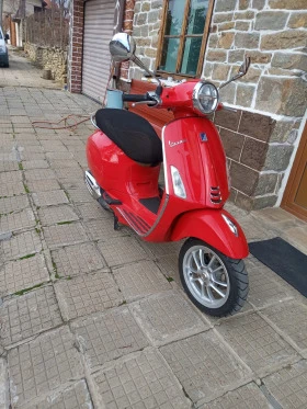     Vespa Primavera 50cc // 4T // 3200 //  