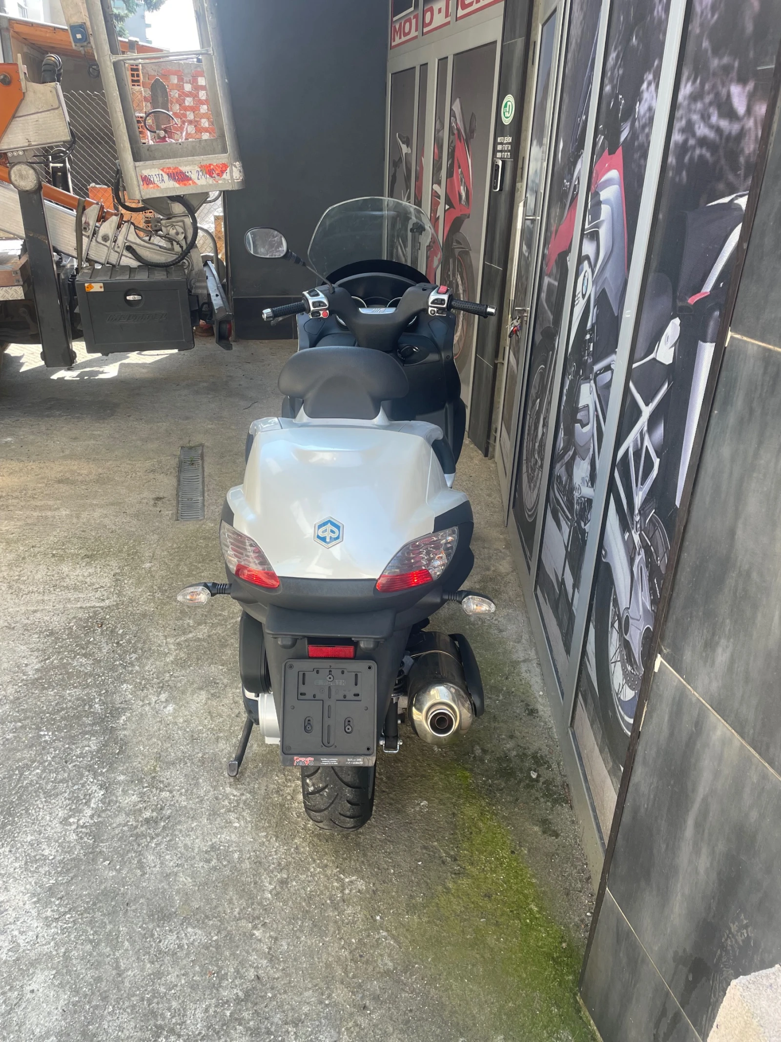 Piaggio Mp3 400 - изображение 5