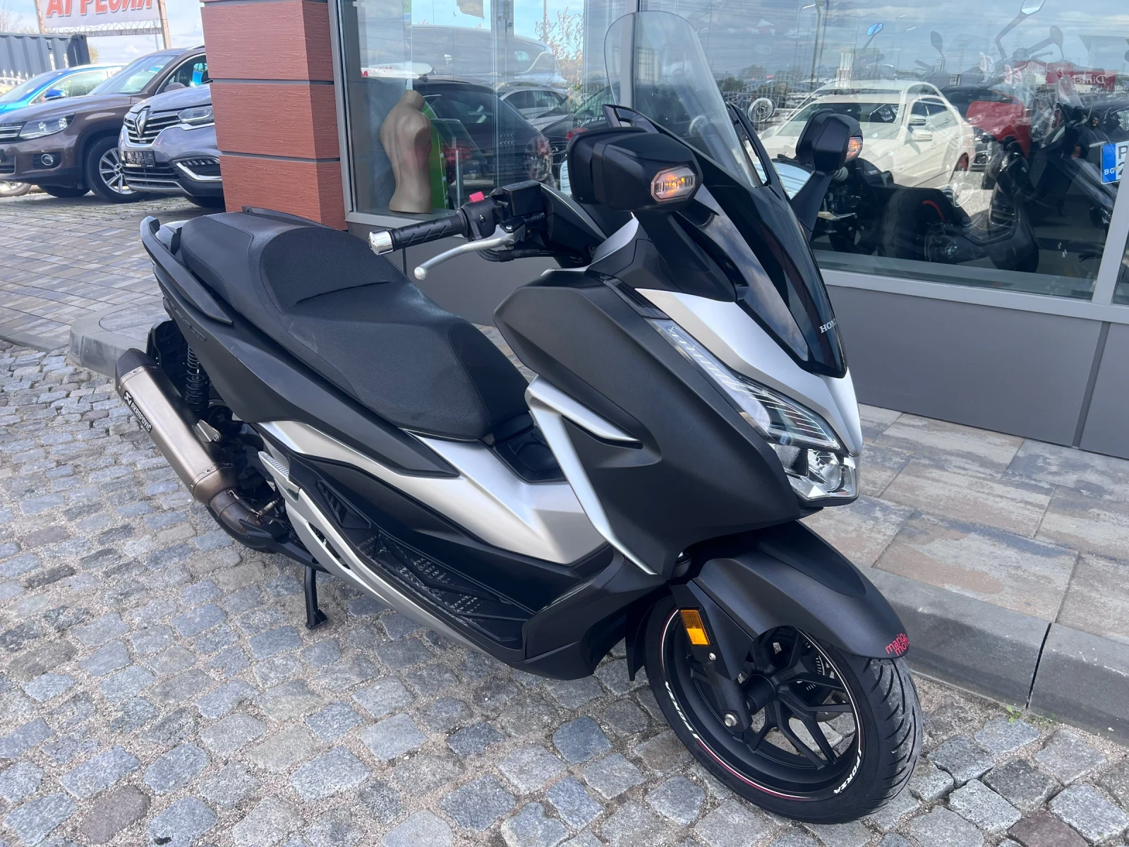 Honda Forza 300 ABS TC, снимка 2 - Мотоциклети и мототехника - 54125456