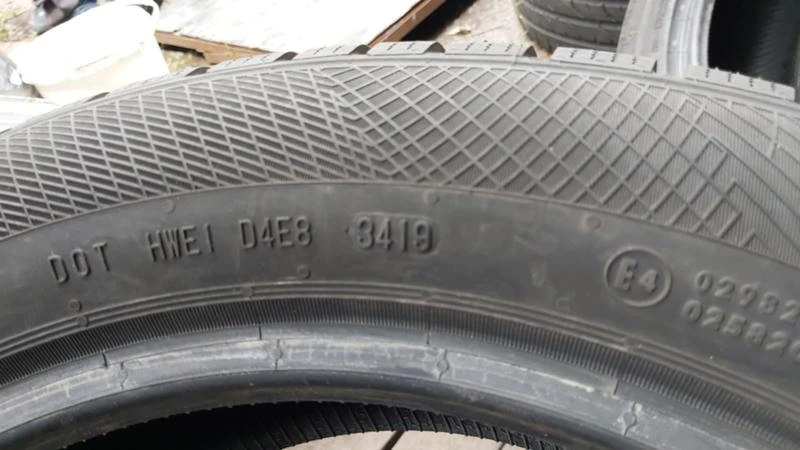 Гуми Зимни 205/55R17, снимка 7 - Гуми и джанти - 29272967