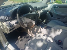 Mercedes-Benz C 220, снимка 7