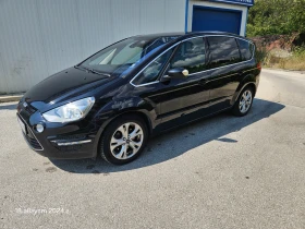     Ford S-Max Titanium