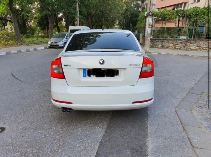 Skoda Octavia 2.0TDI VRS, снимка 5 - Автомобили и джипове - 46310265