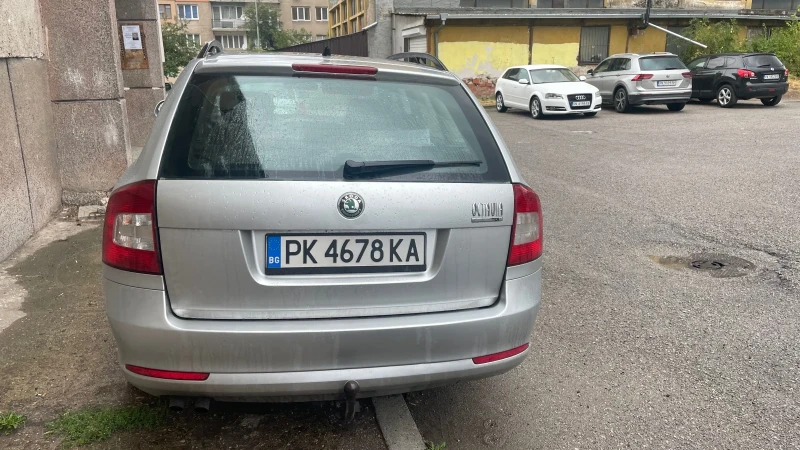 Skoda Octavia 1.6 , снимка 3 - Автомобили и джипове - 47192028