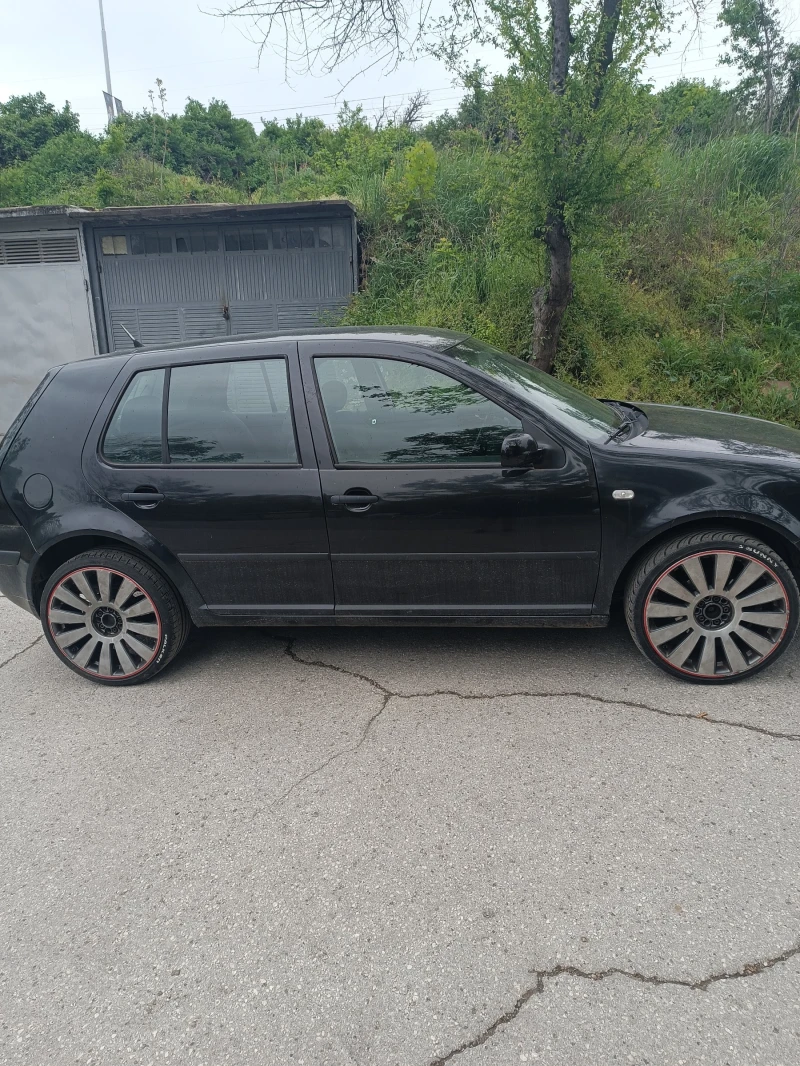 VW Golf, снимка 3 - Автомобили и джипове - 51460305
